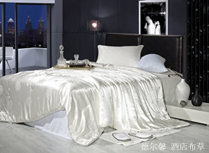 100%高檔蠶絲被